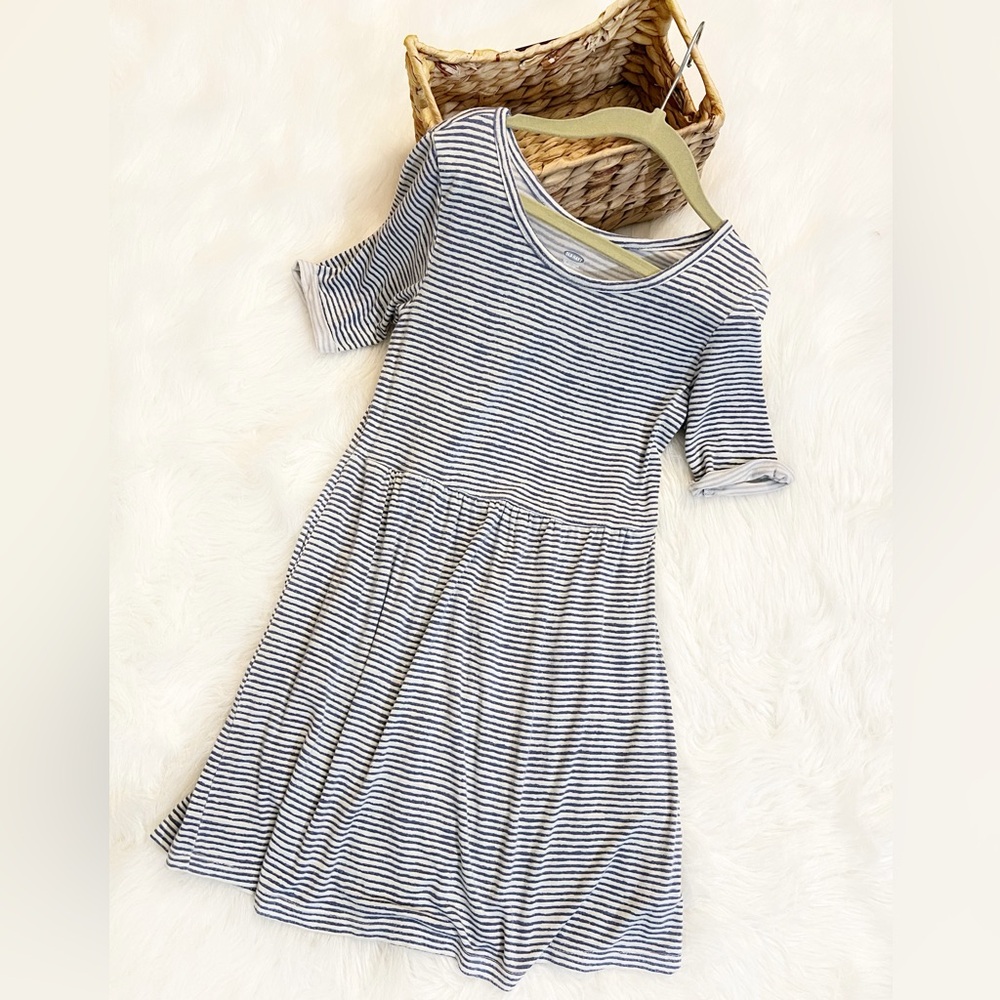 5/$20 ❤️ SALE Striped Short Sleeve Dress
